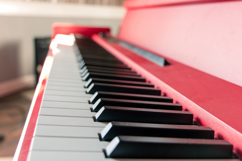 red piano